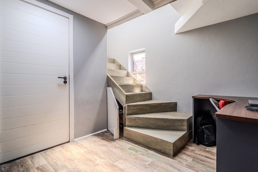 4 Bedroom Property for Sale in Fresnaye Western Cape